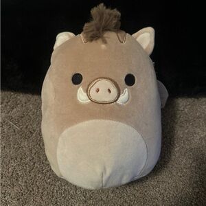 Warren the boar squishmallow 8”
